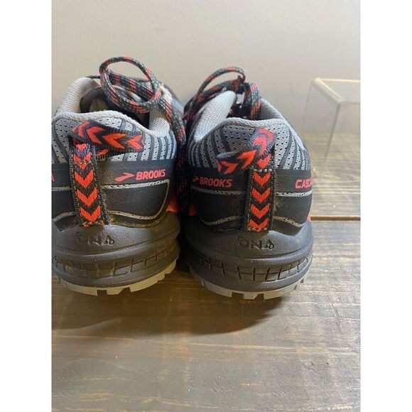 Womens Brooks “Cascadia 13” Trail Running Athletic Shoes Size 7.5 - Picture 8 of 10